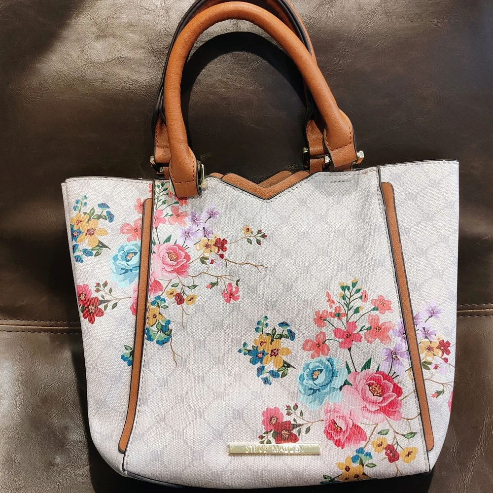 Purse - Picture 3 of 8
